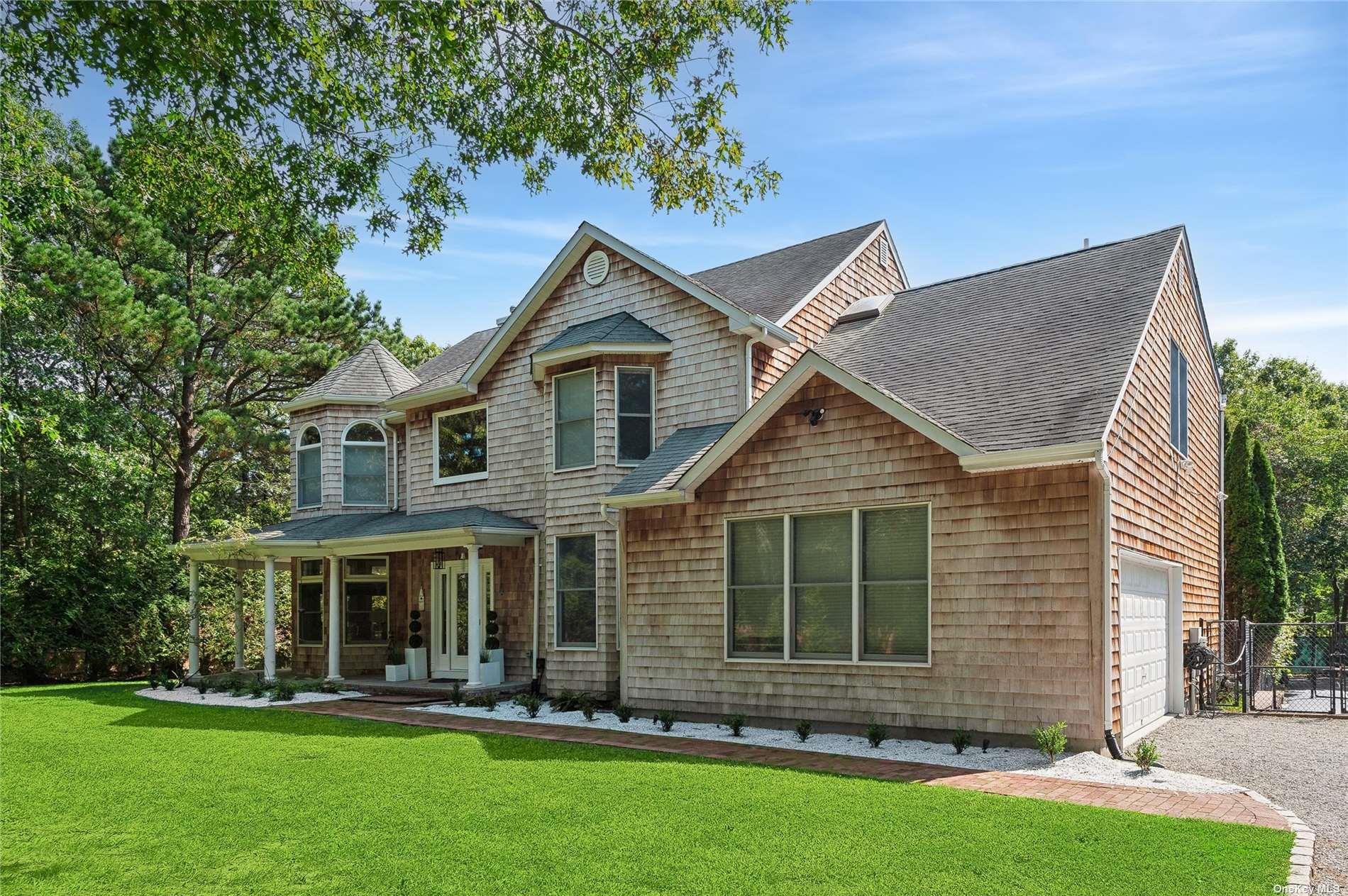 1 Candace Dr, East Quogue, NY 11942, USA property photo