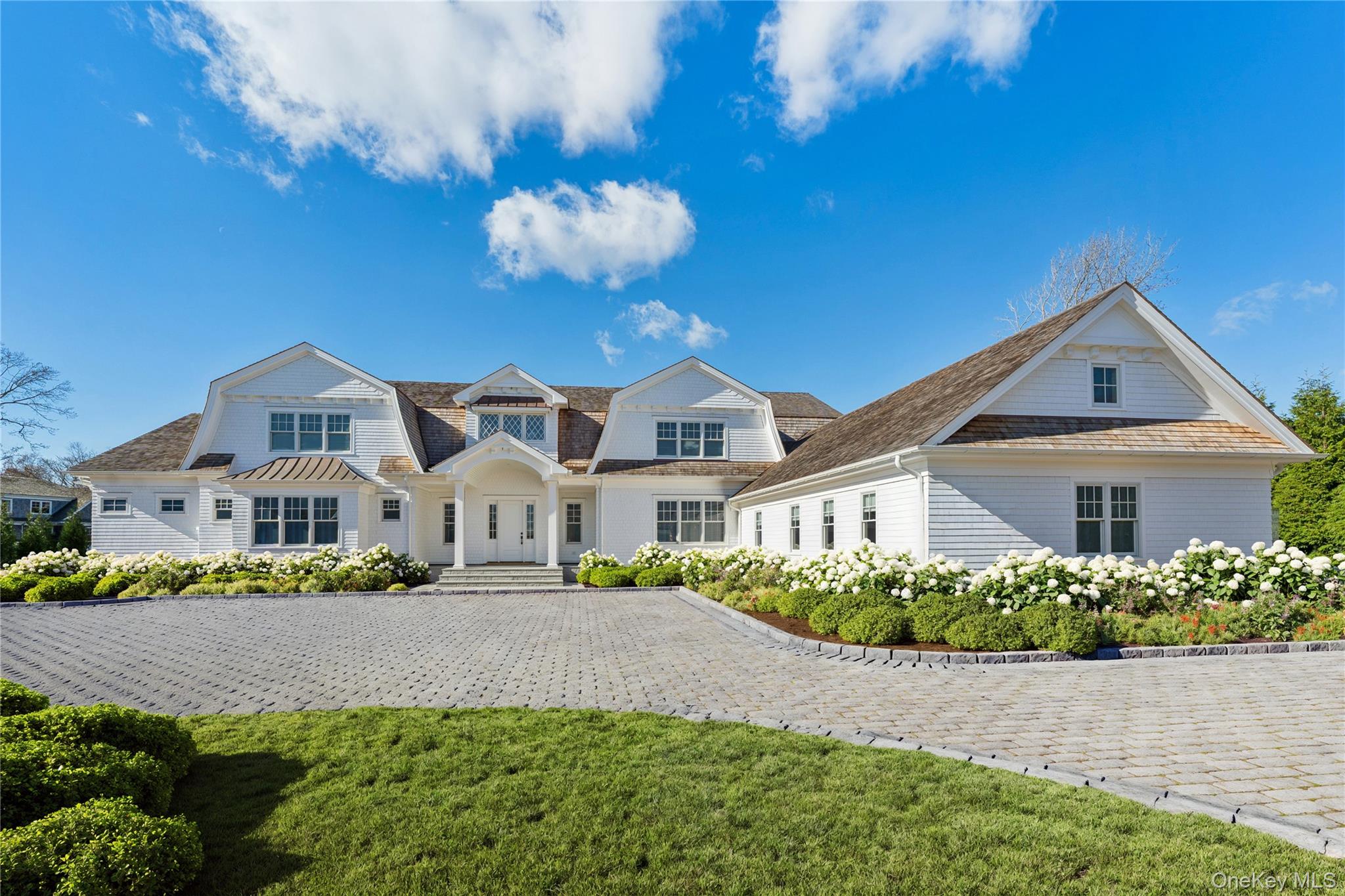 5 Michaels Way, Westhampton Beach, NY 11978, USA property photo