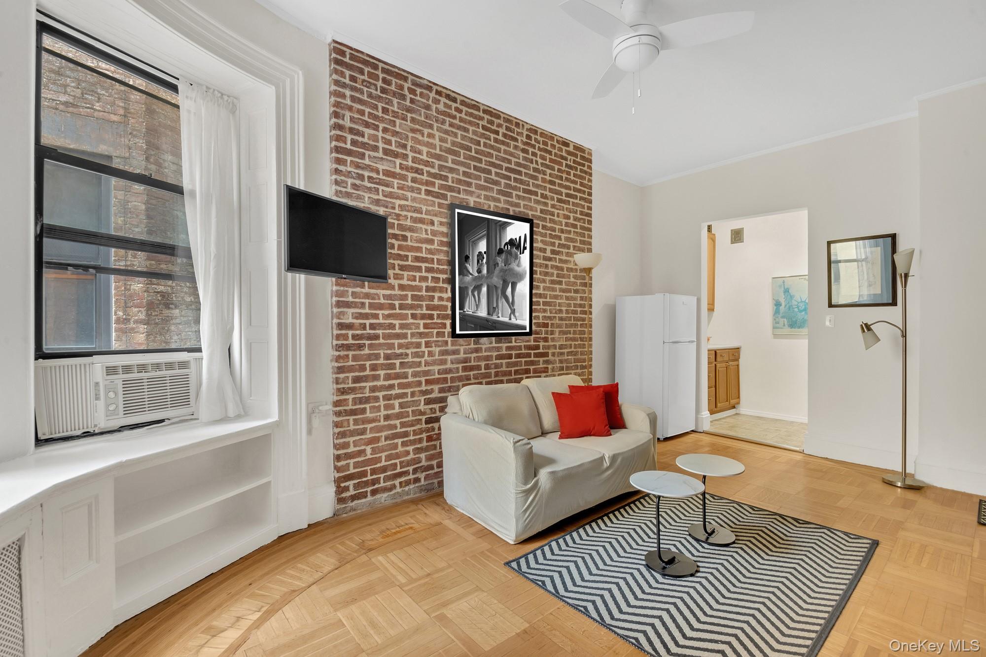 293 Riverside Dr, New York, NY 10025, USA property photo