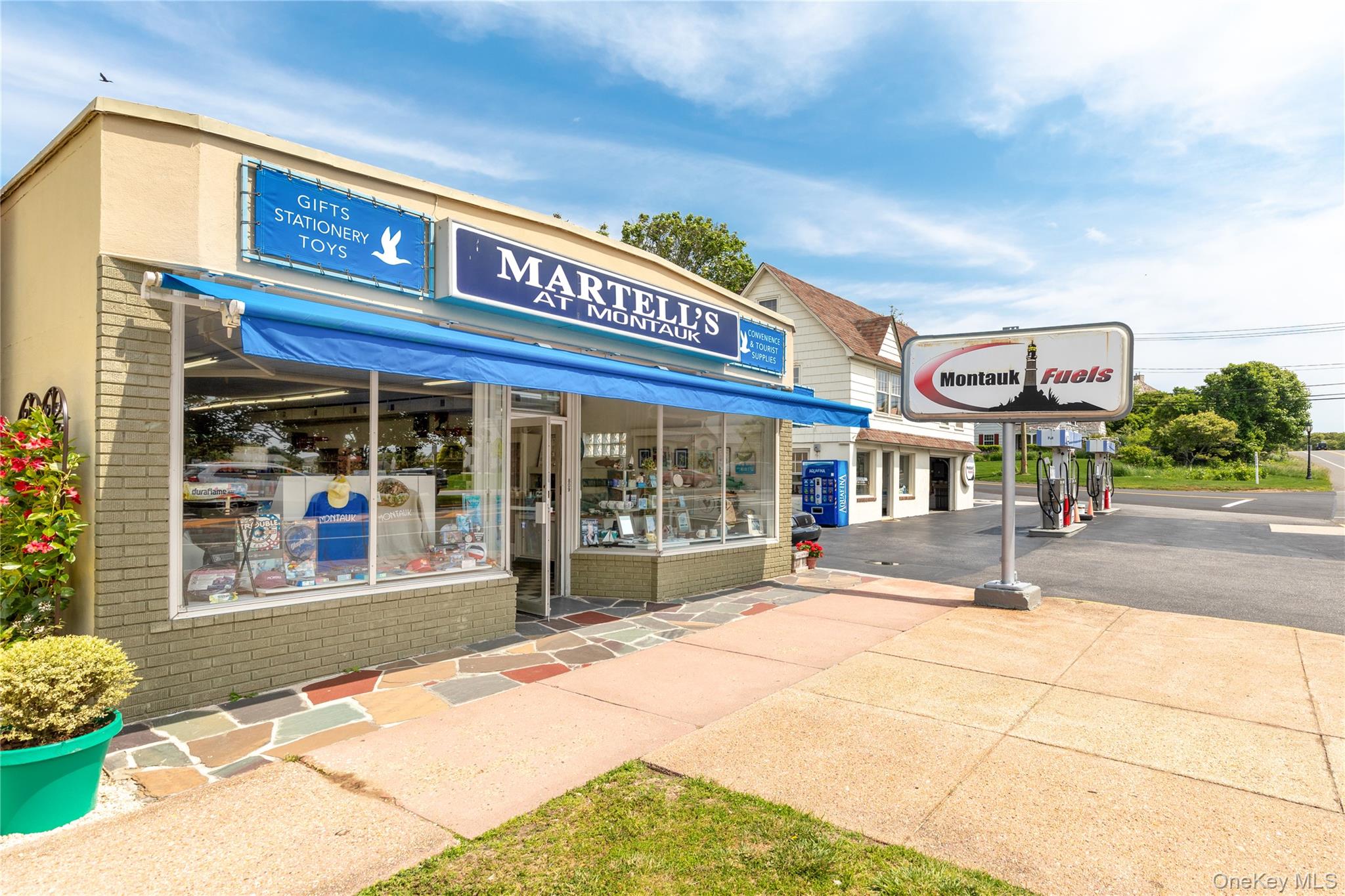 809 Montauk Hwy, Montauk, NY 11954, USA property photo