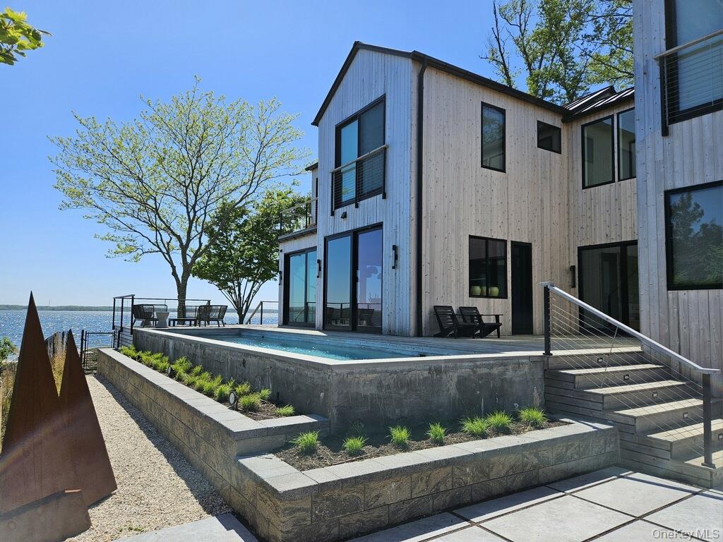 599 Peconic Bay Blvd, Jamesport, NY 11931, USA property photo