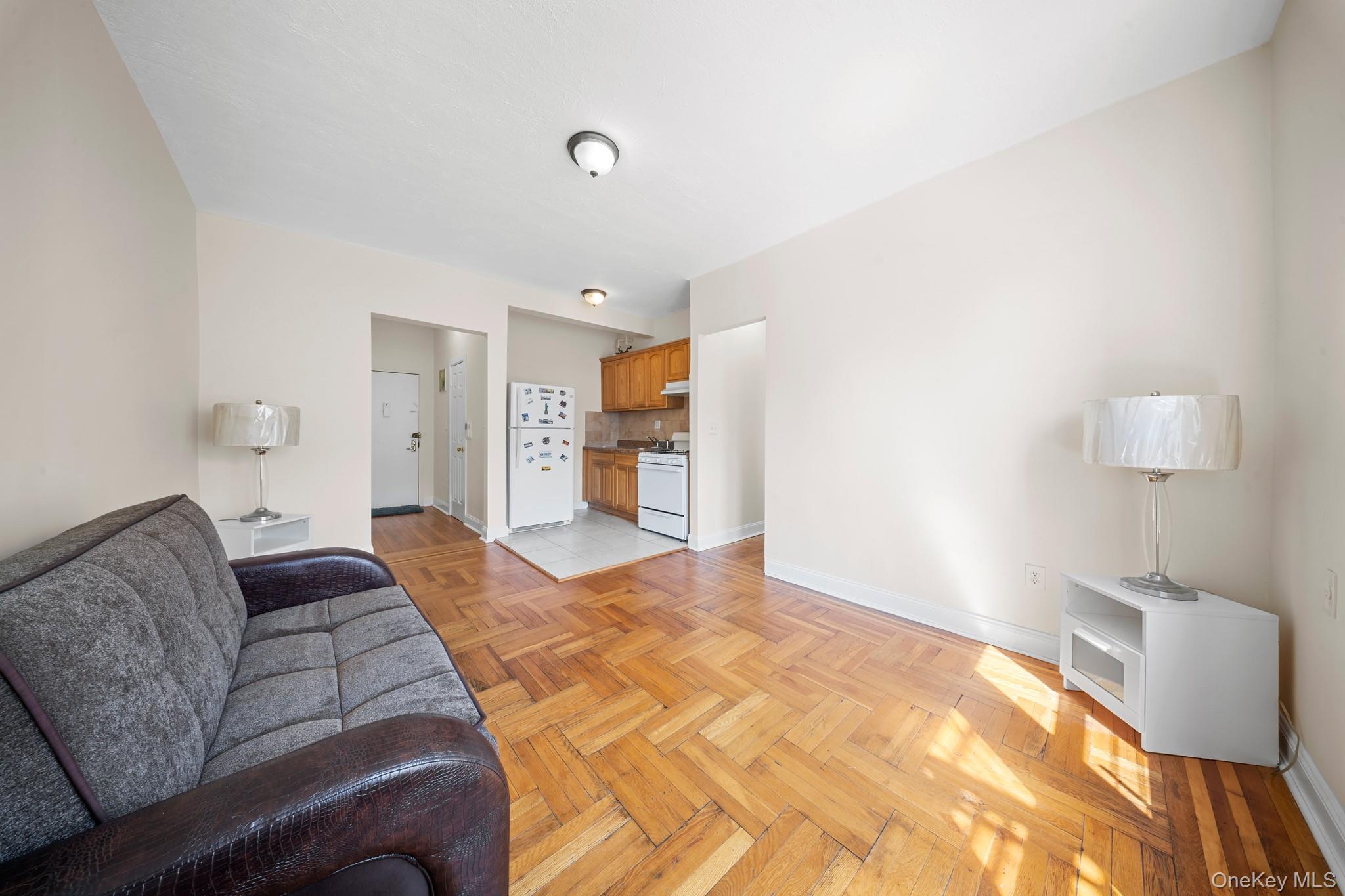 1372 Shakespeare Avenue Unit 4D Bronx, NY 10452 property photo