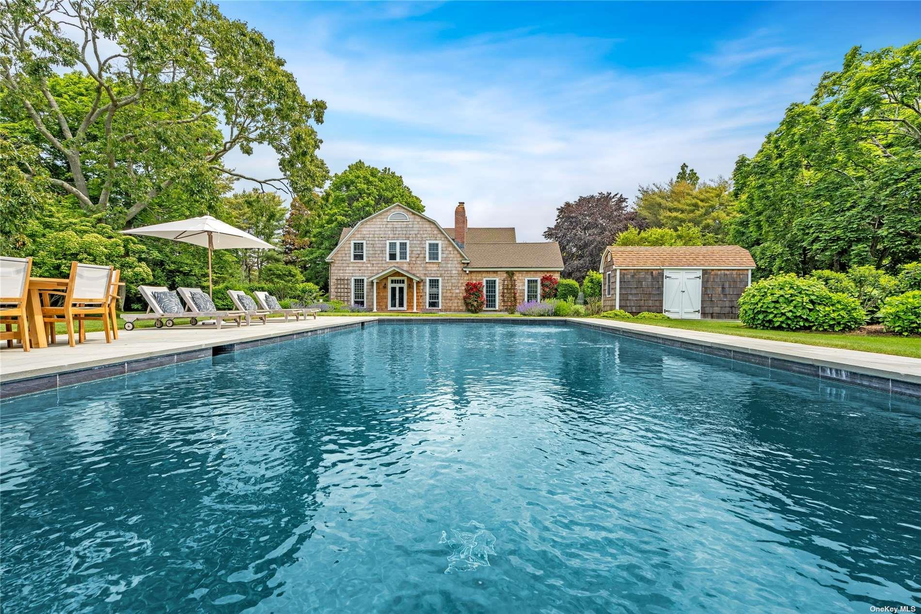 5 Shinnecock Rd, Quogue, NY 11959, USA property photo
