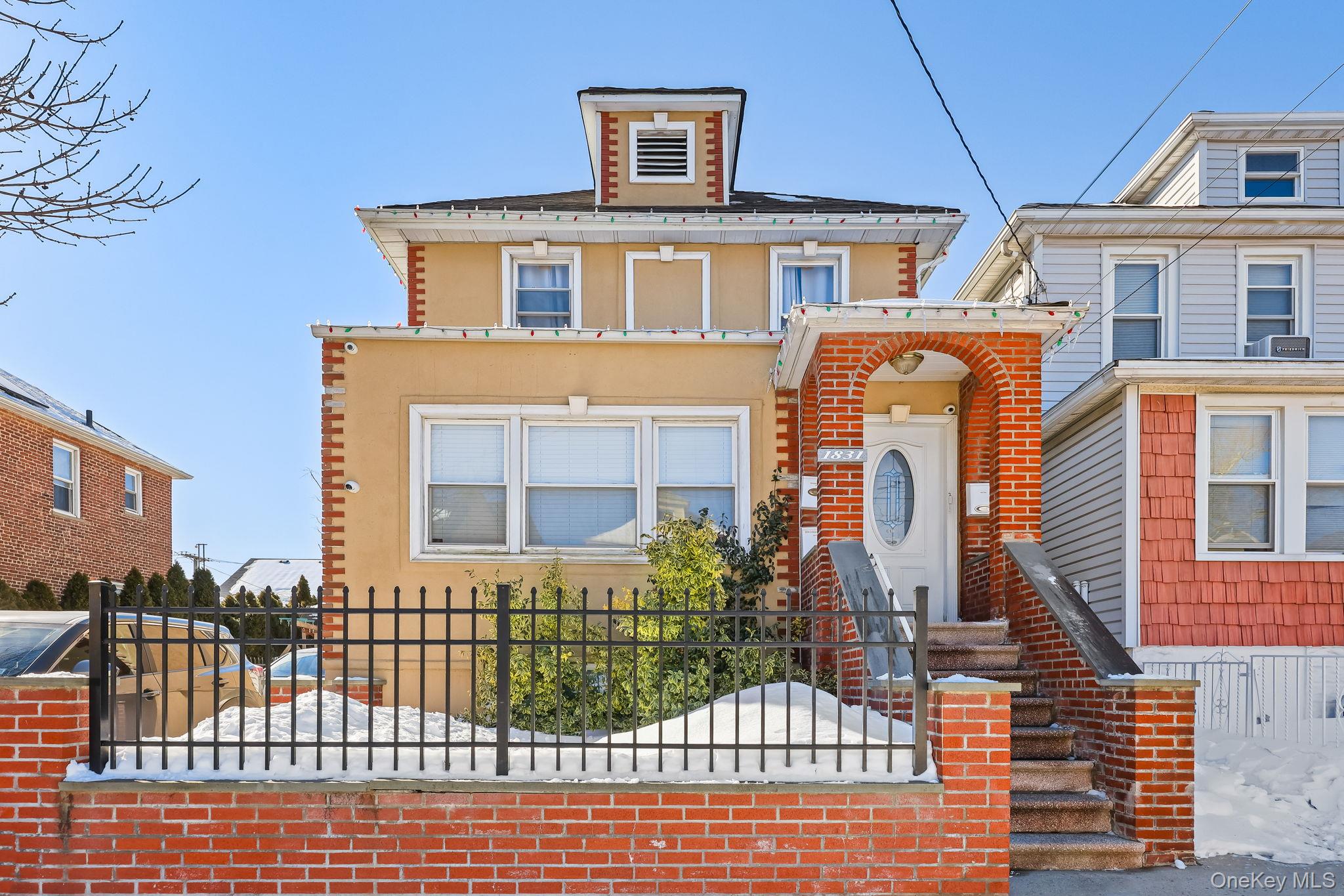1831 Paulding Ave, Bronx, NY 10462, USA property photo
