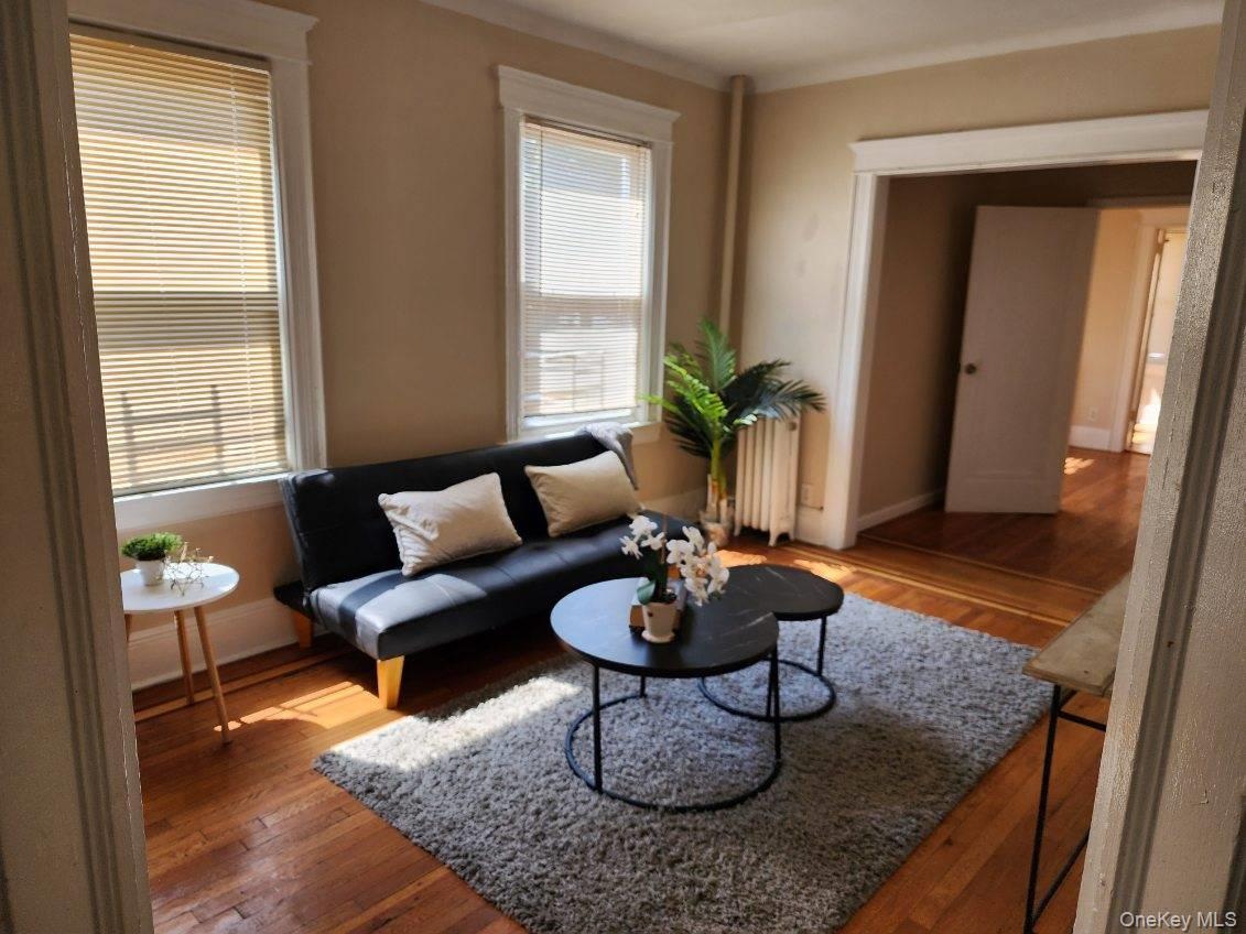832 Calhoun Ave, Bronx, NY 10465, USA property photo