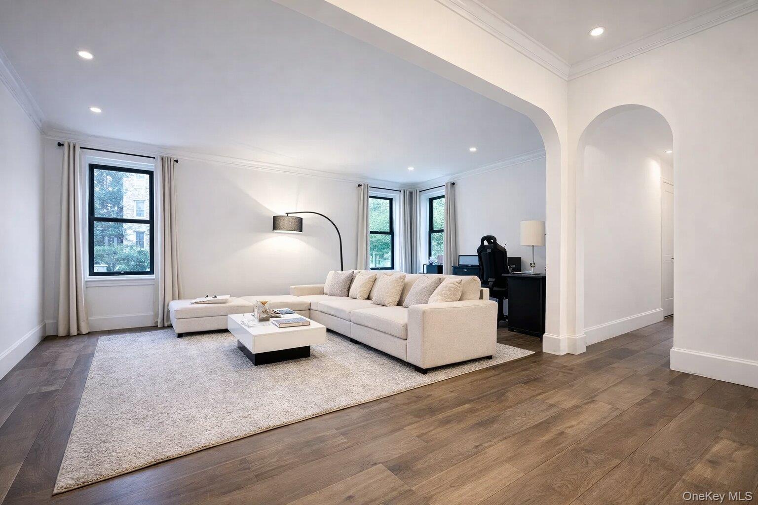 3000 Valentine Ave, Bronx, NY 10458, USA property photo