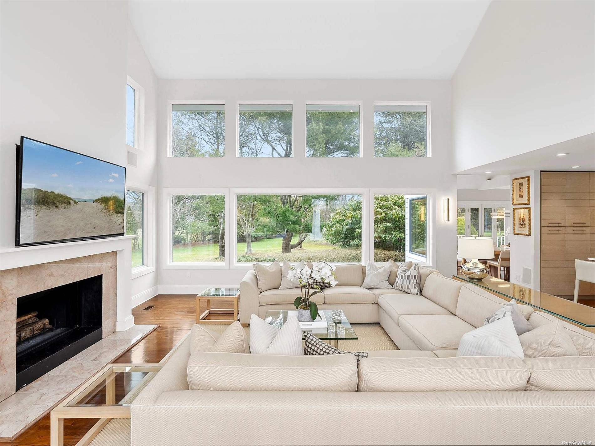 120 Swans Neck Ln, Water Mill, NY 11976, USA property photo