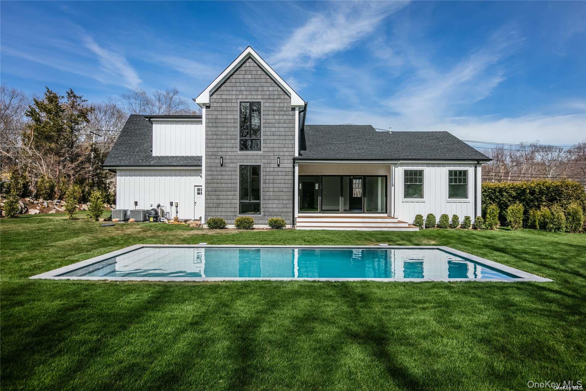 2415 Cox Neck Rd, Mattituck, NY 11952, USA property photo