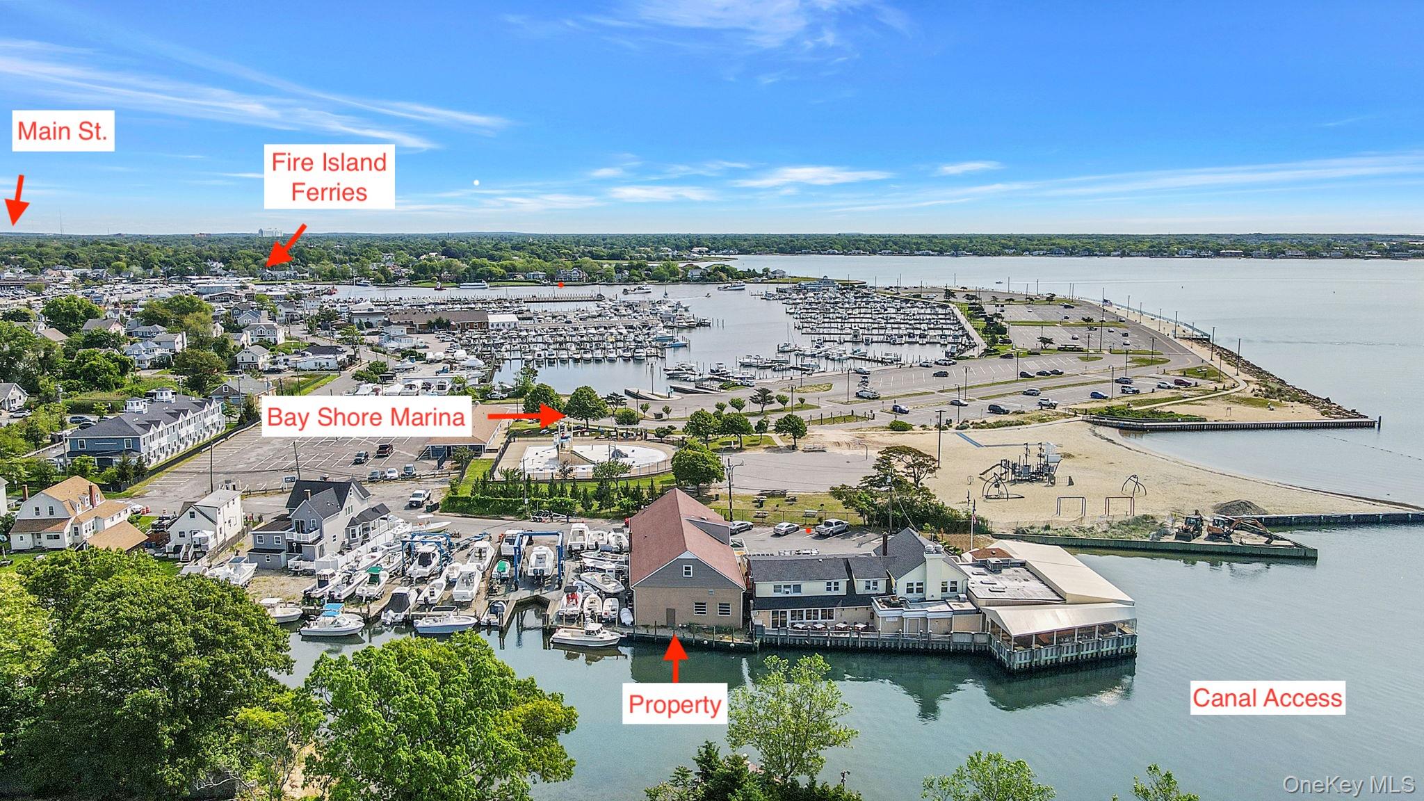 24 Cottage Ave, Bay Shore, NY 11706, USA property photo