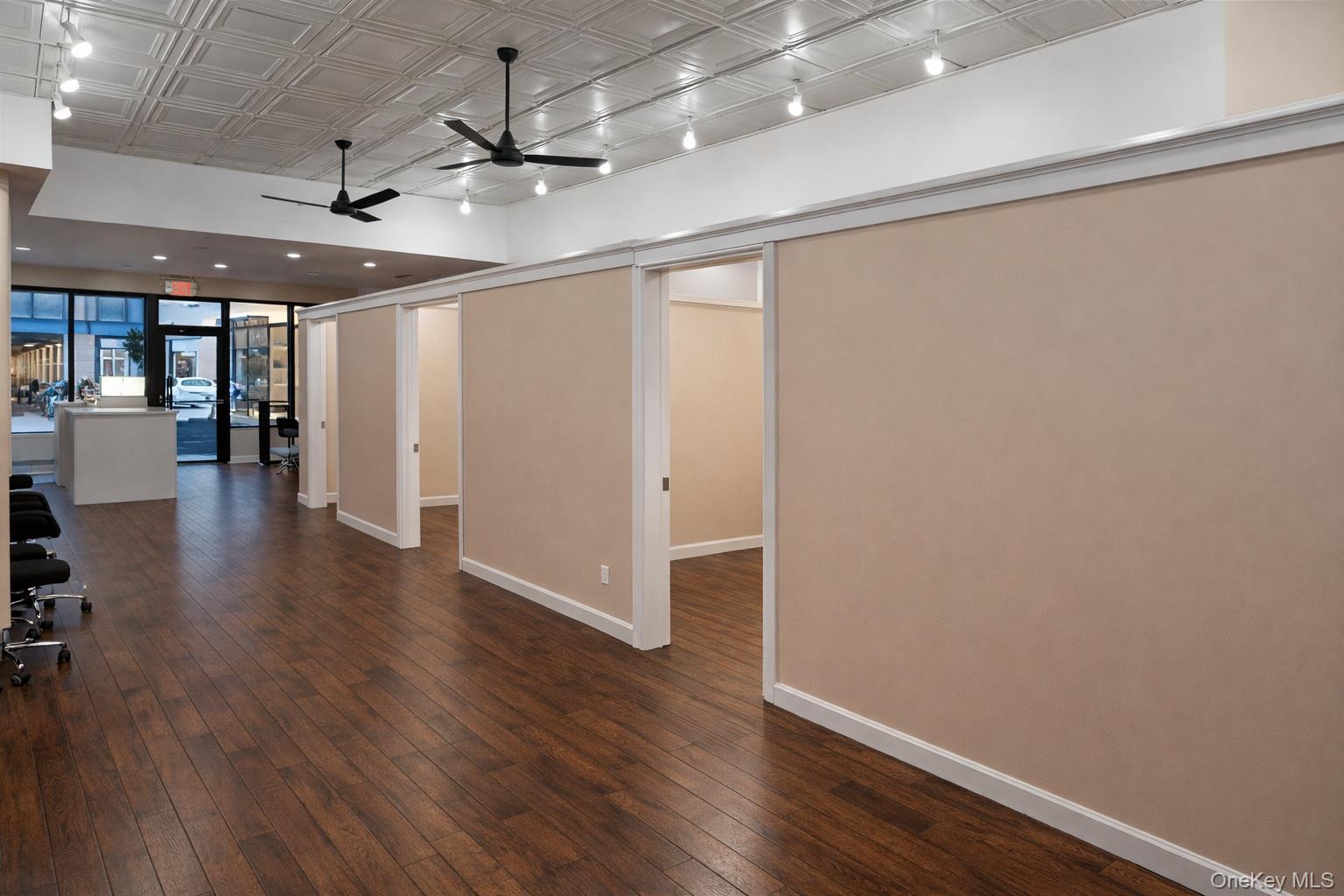 754 Manhattan Ave, Brooklyn, NY 11222, USA property photo