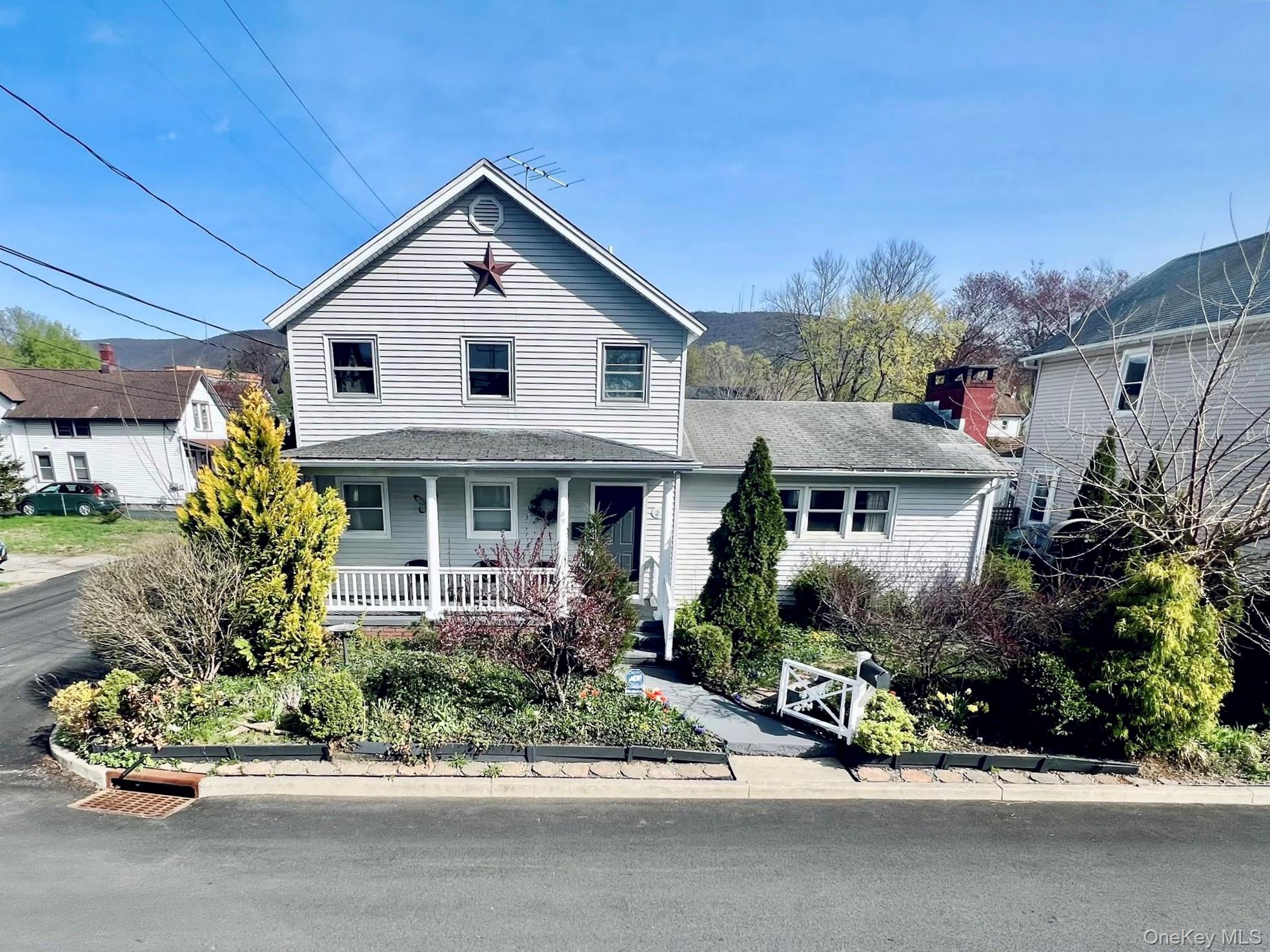49 N Chestnut St, Beacon, NY 12508, USA property photo