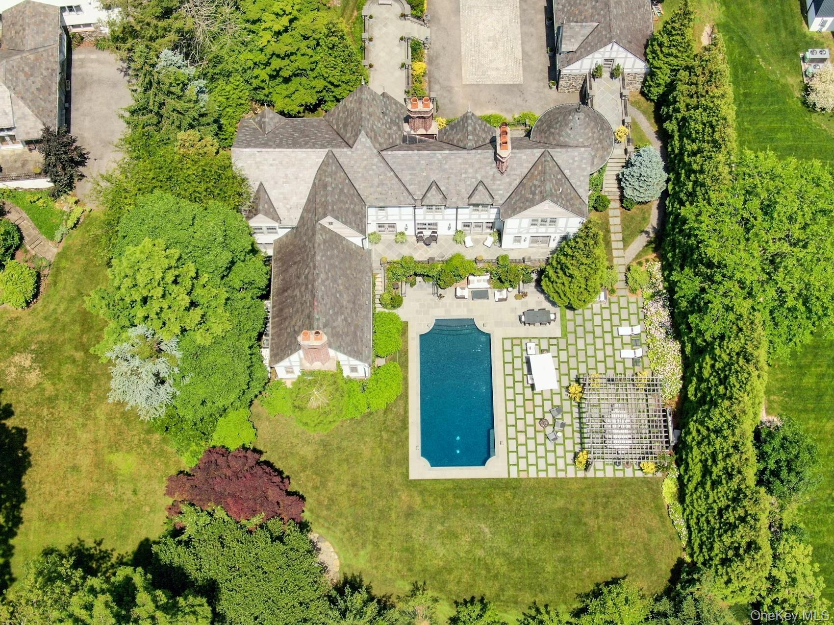 19 Park Dr S, Rye, NY 10580, USA property photo