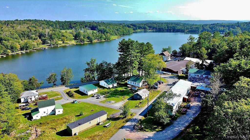 23 Crestwood Rd, Lake Huntington, NY 12752, USA property photo