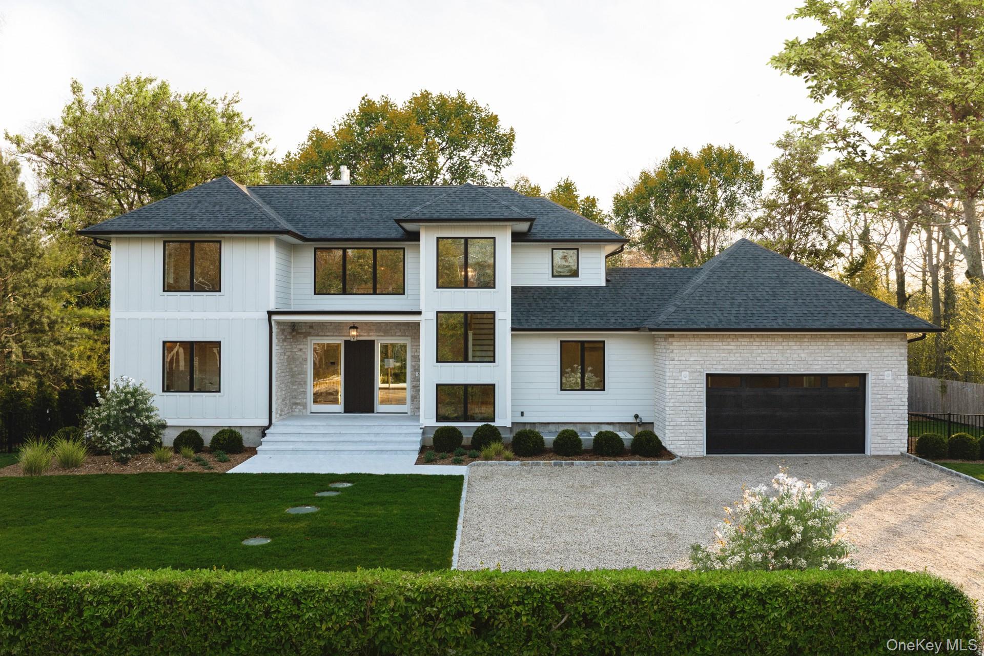 26 Pine Tree Rd, Southampton, NY 11968, USA property photo