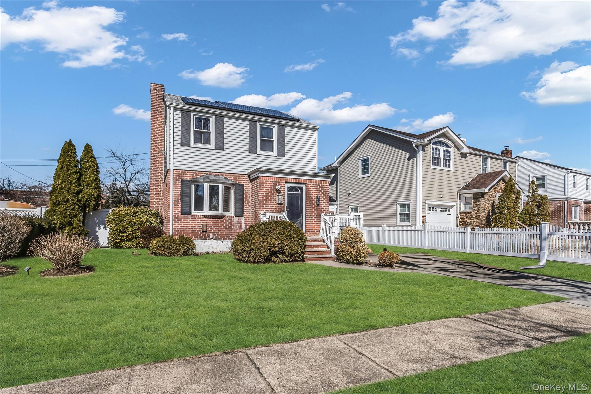 36 Amethyst St, Elmont, NY 11003, USA property photo