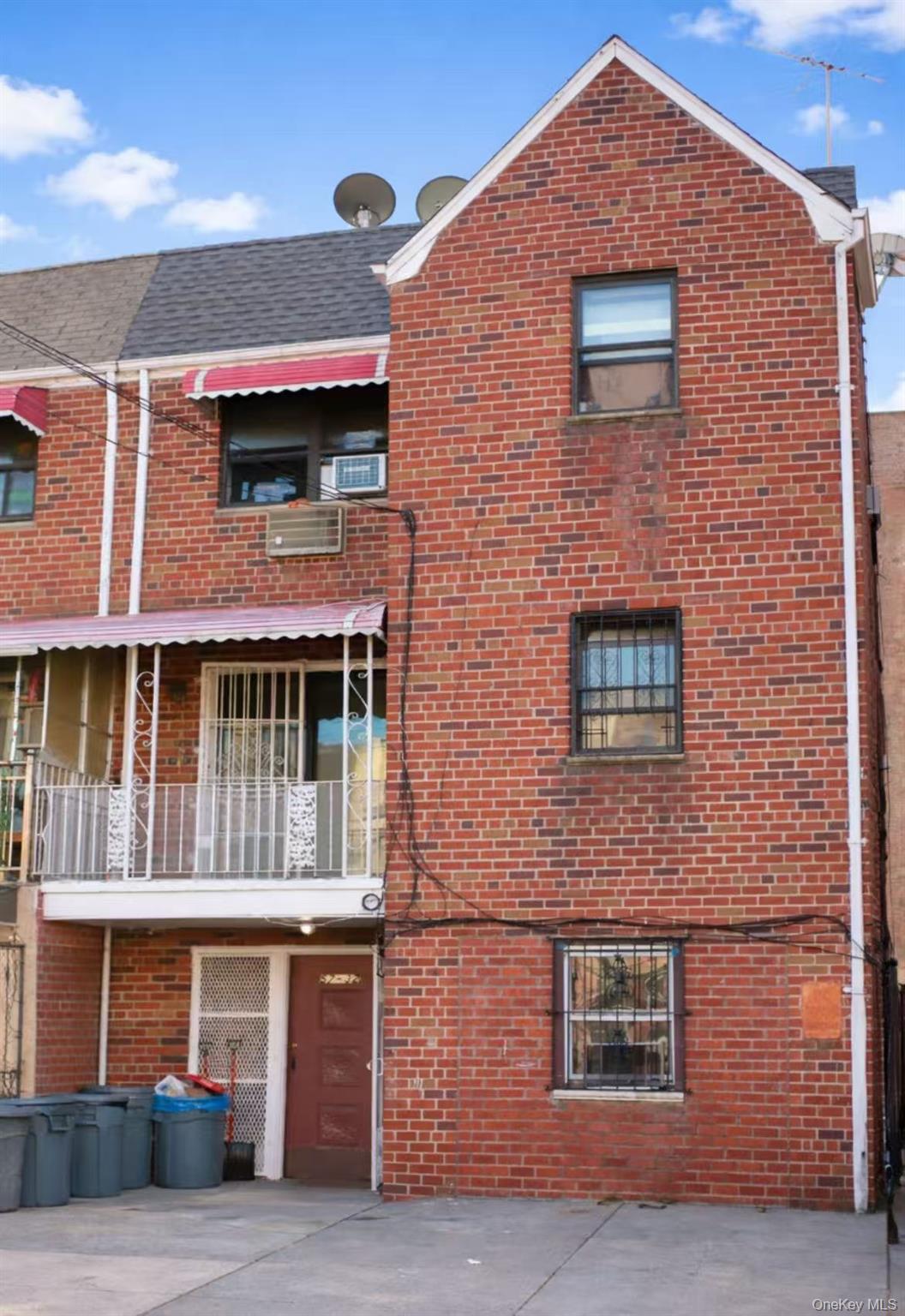 57-32 Xenia St, Corona, NY 11368, USA property photo