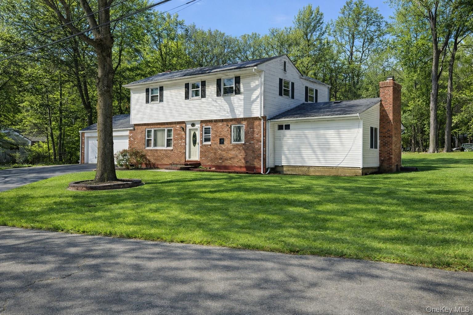 11 Rensselaer Dr, Spring Valley, NY 10977, USA property photo