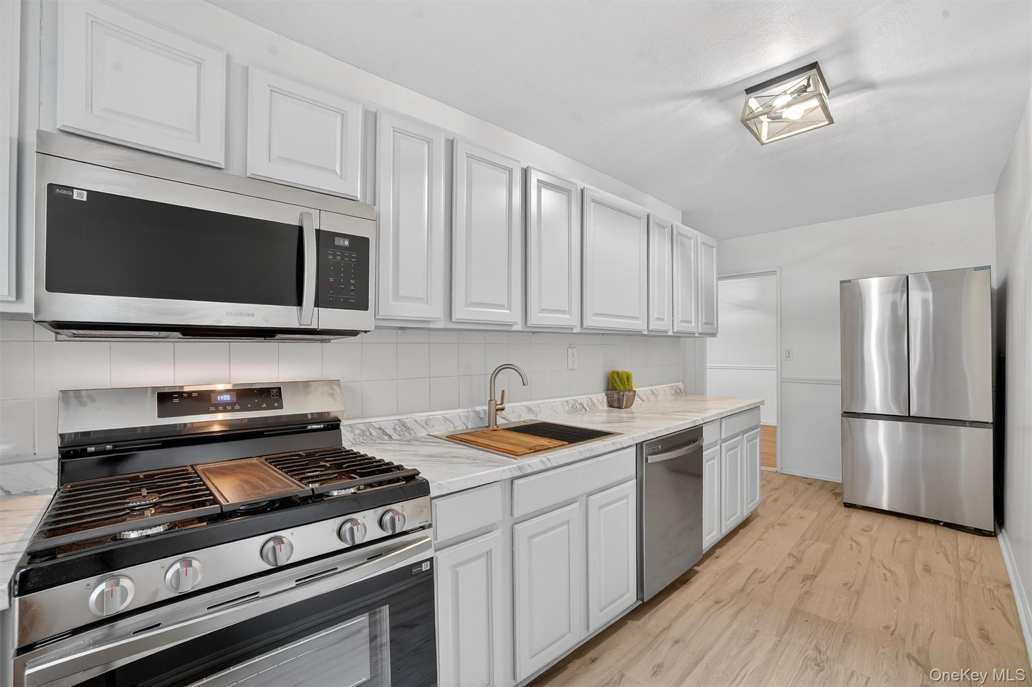 19 Old Mamaroneck Rd, White Plains, NY 10605, USA property photo