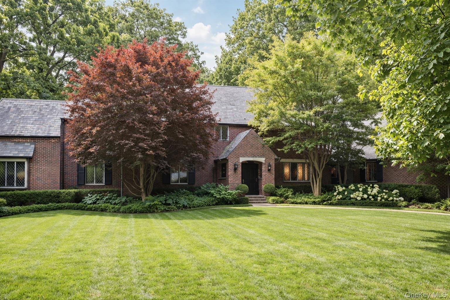 118 Highland Rd, Glen Cove, NY 11542, USA property photo