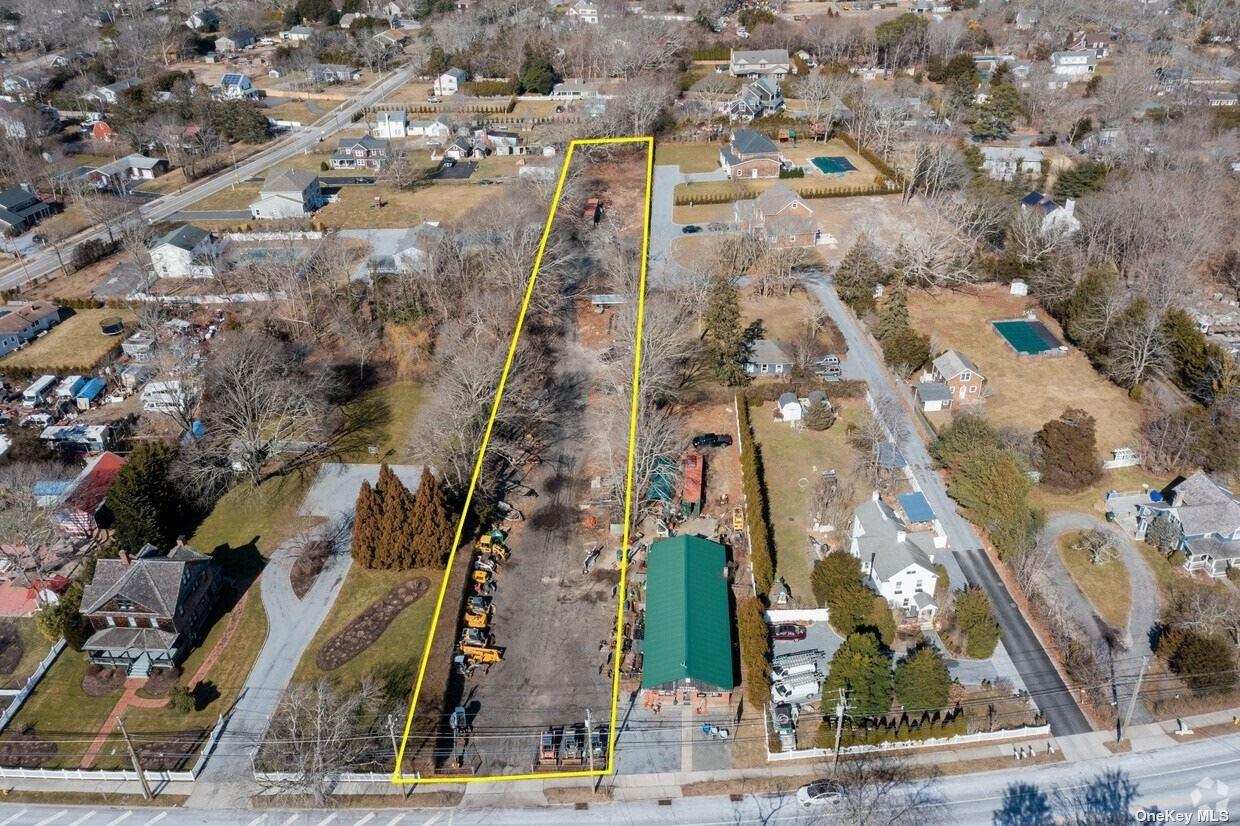 500 Montauk Hwy, East Quogue, NY 11942, USA property photo