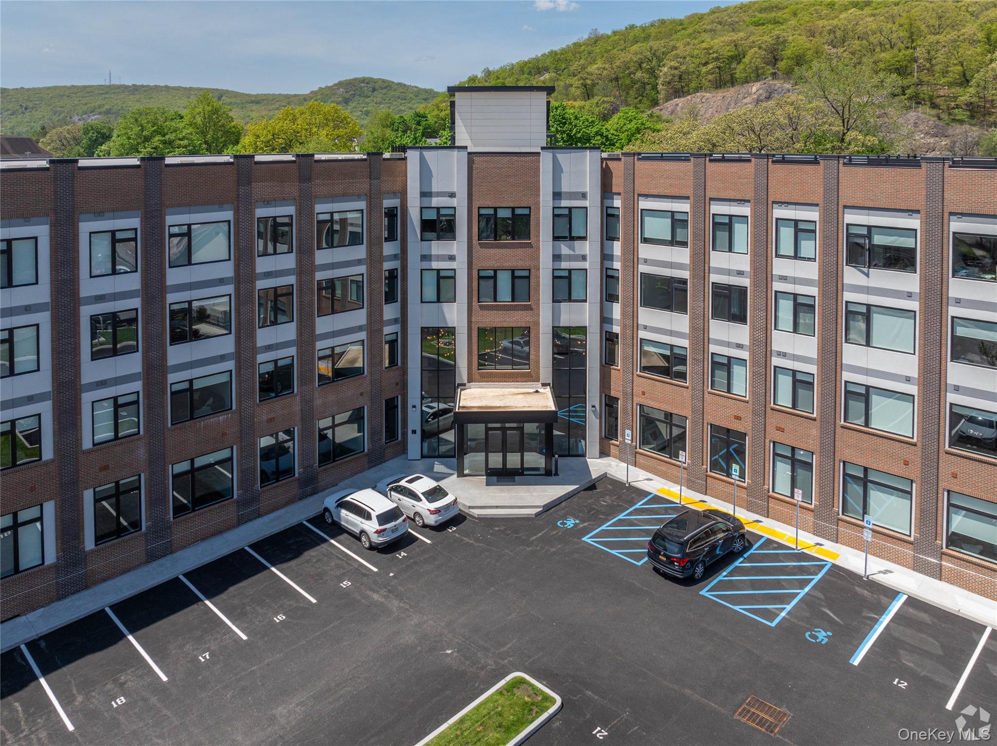 15 Washington Ave S, Suffern, NY 10901, USA property photo