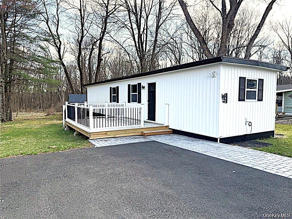 163 Jules Ave, Wallkill, NY 12589, USA property photo