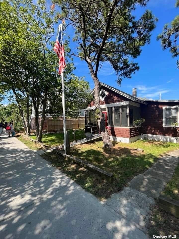 276 Cottage Walk, Ocean Beach, NY 11770, USA property photo