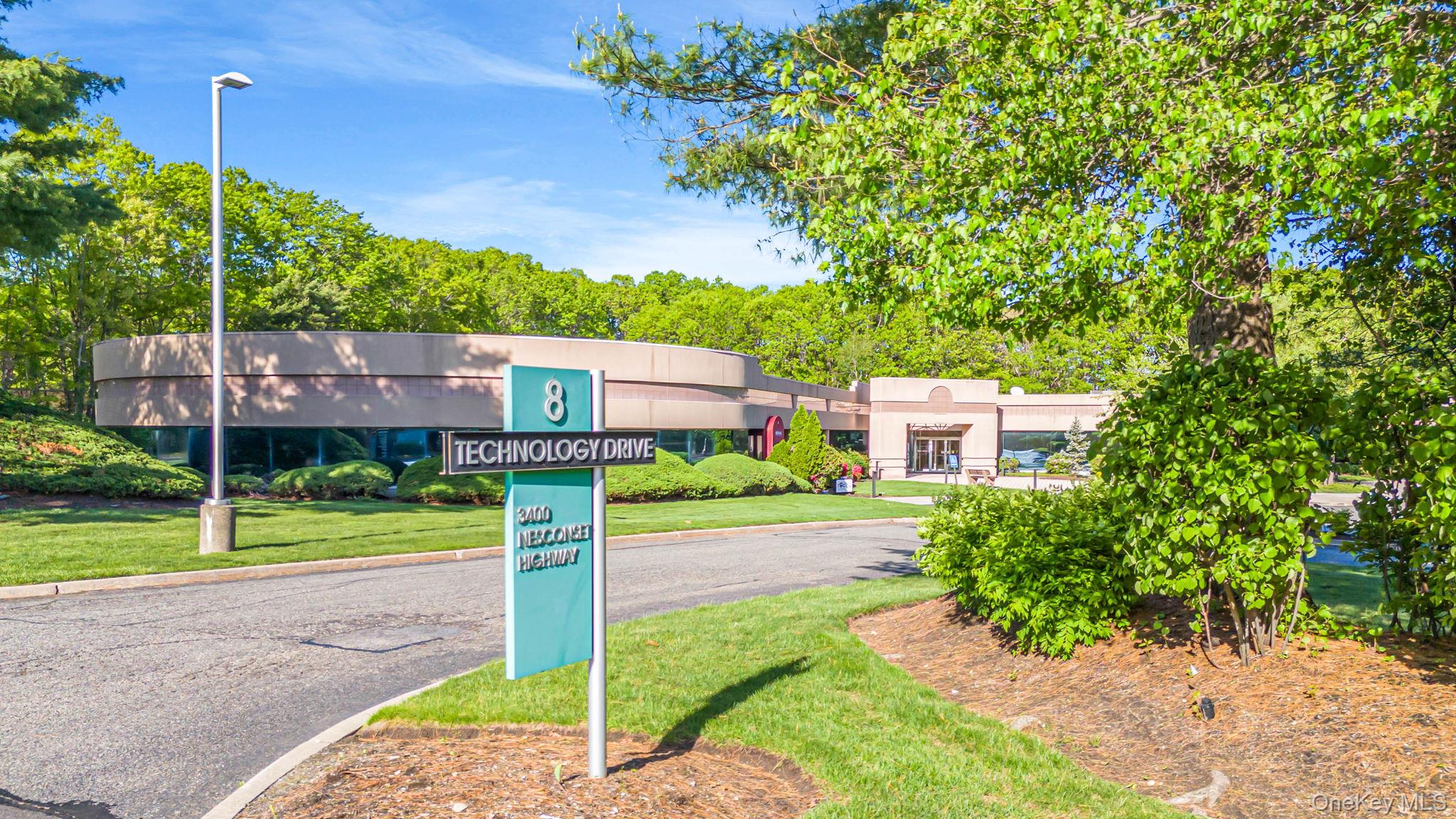 8 Technology Dr, Setauket- East Setauket, NY 11733, USA property photo