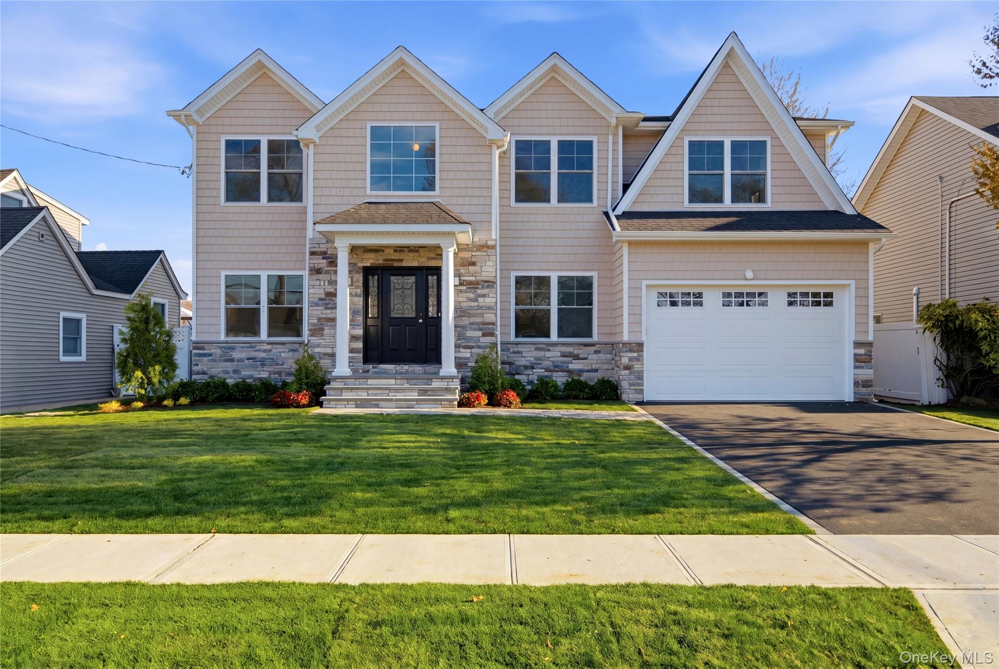 32 Massapequa Ave, Massapequa Park, NY 11762, USA property photo