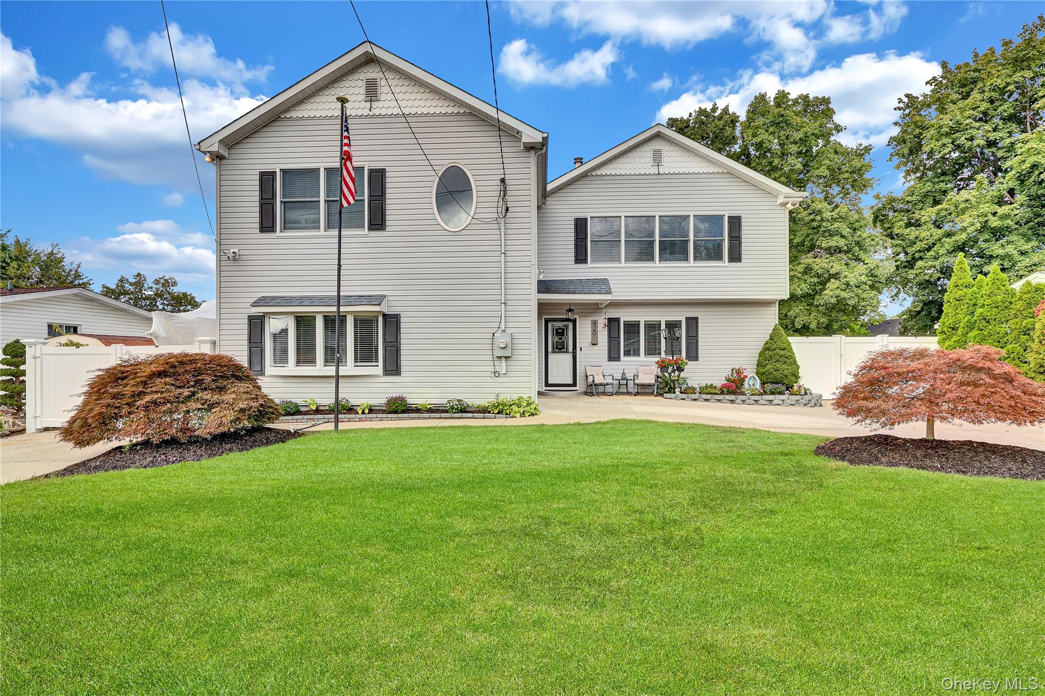 420 Dare Rd, Selden, NY 11784, USA property photo