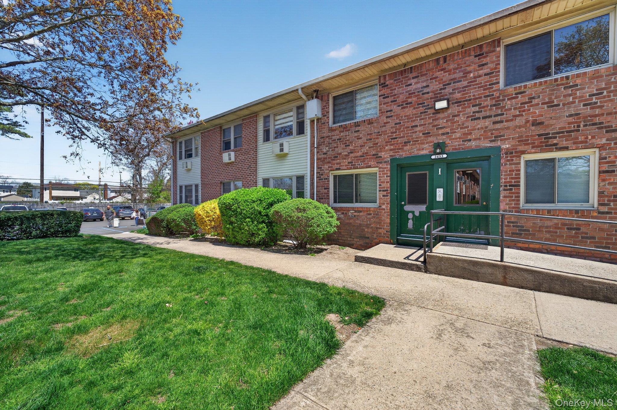 2453 Union Blvd, Islip, NY 11751, USA property photo