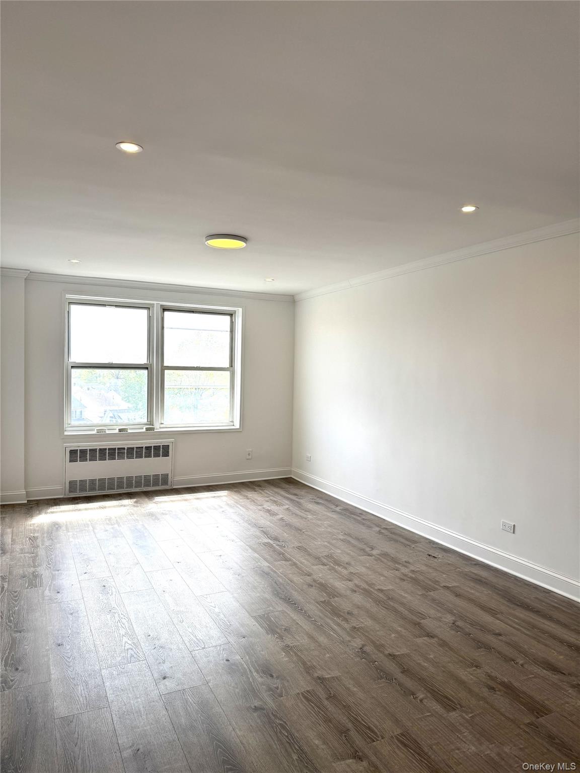 222-89 Braddock Ave, Jamaica, NY 11428, USA property photo