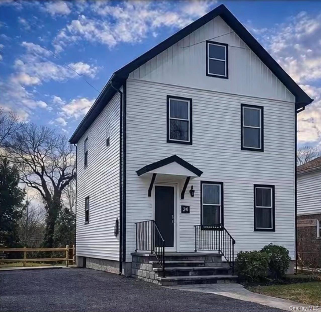 24 Columbia St, Huntington Station, NY 11746, USA property photo