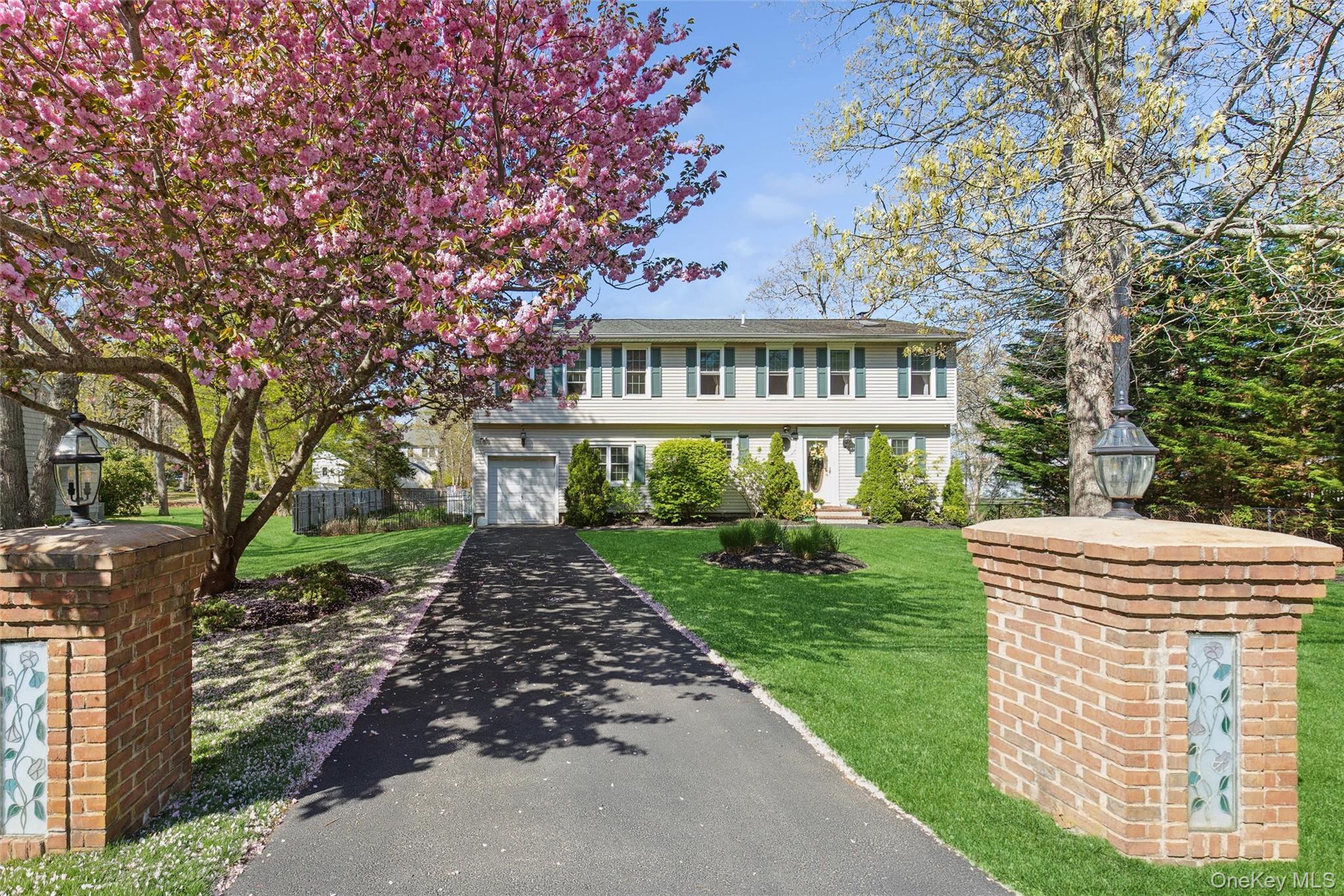 5045 Main Bayview Rd, Southold, NY 11971, USA property photo