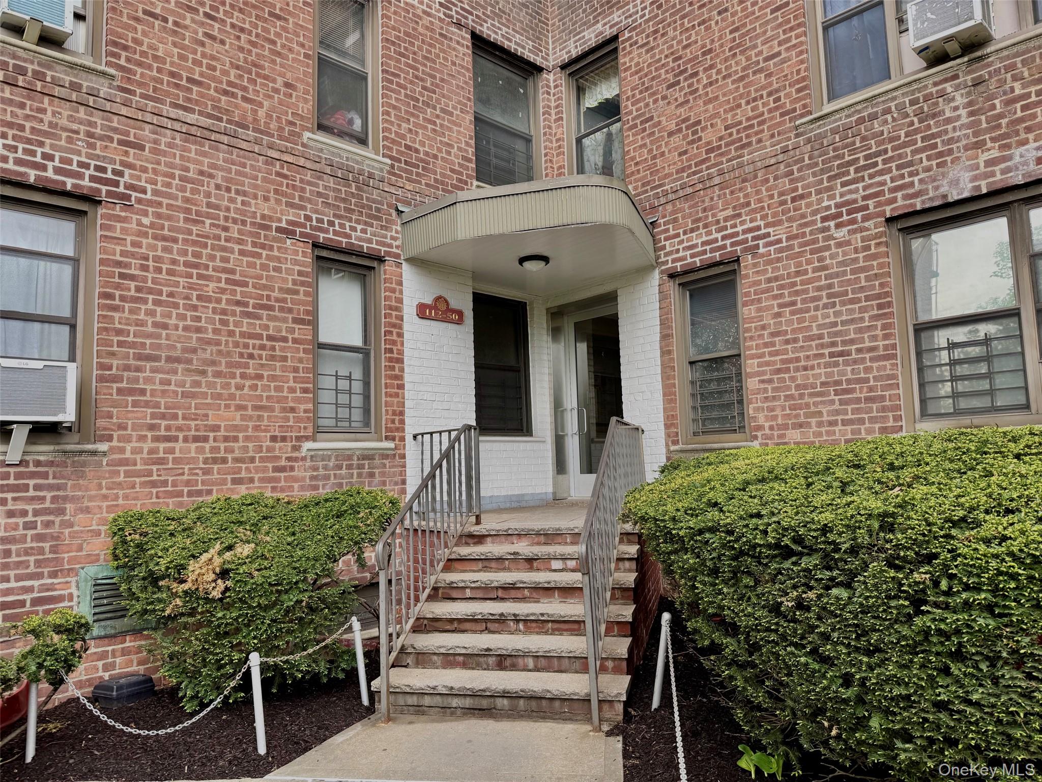 34-50 112th St, Flushing, NY 11368, USA property photo
