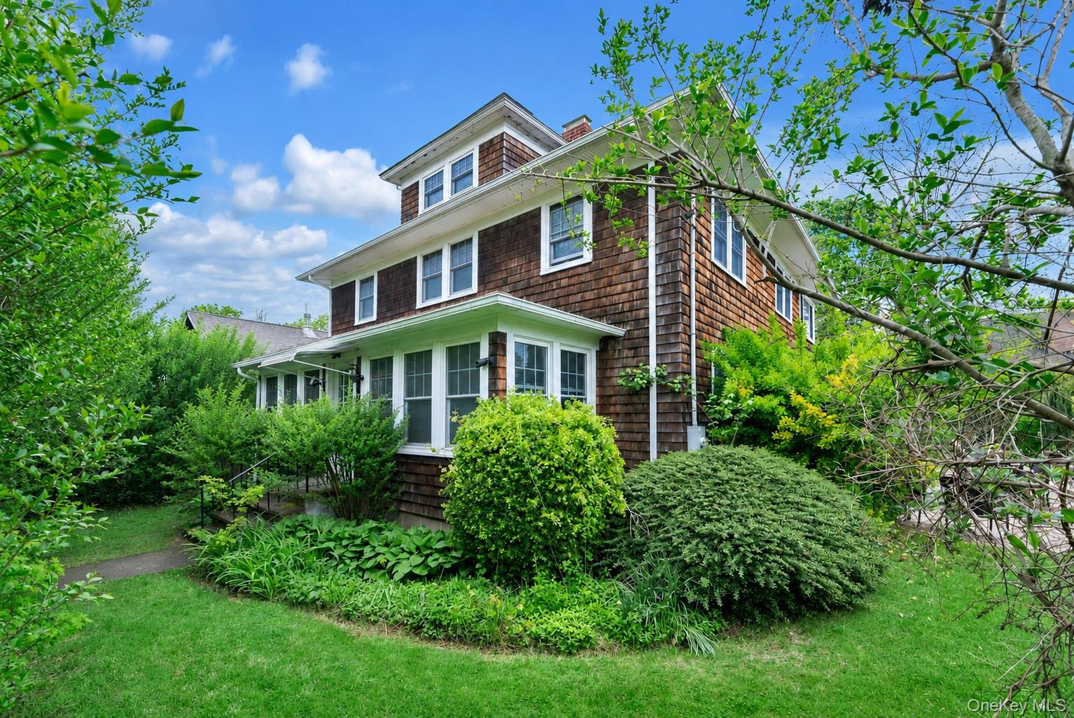 1025 9th St, Greenport, NY 11944, USA property photo